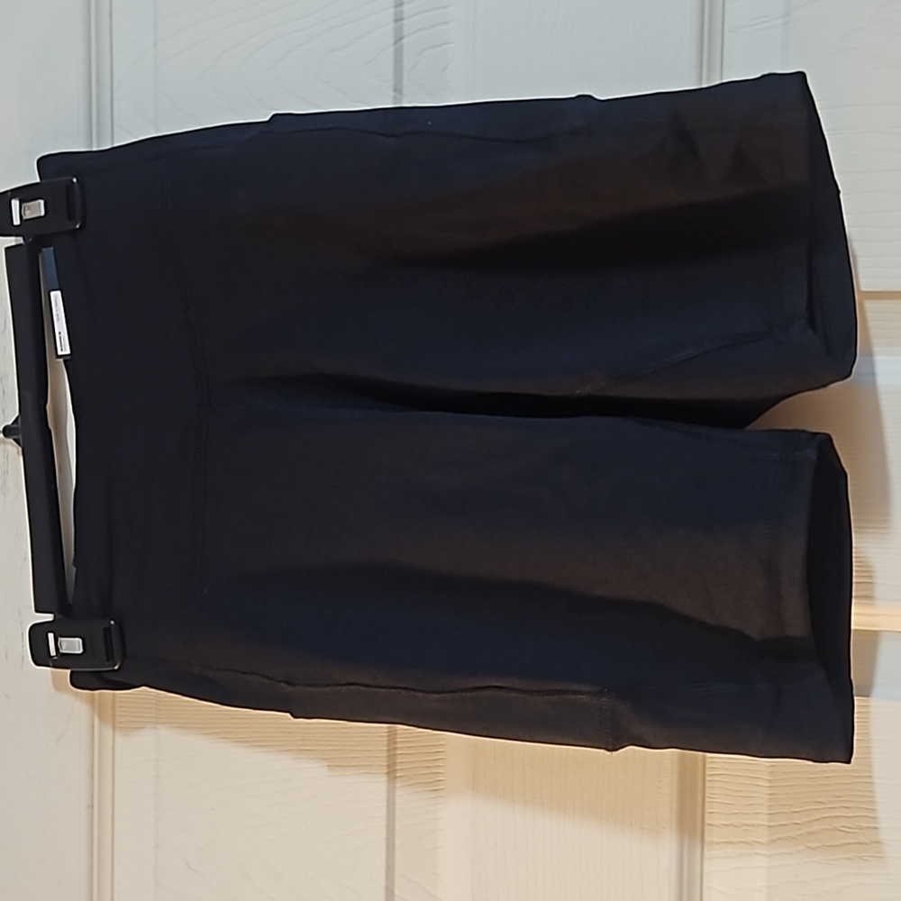 TEK GEAR HIGH RISE ACTIVE SHORTS: BLACK: NEW WITH TAGS: SIZE XS